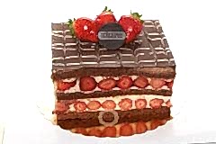 Çilekli Çikolatalı Pasta