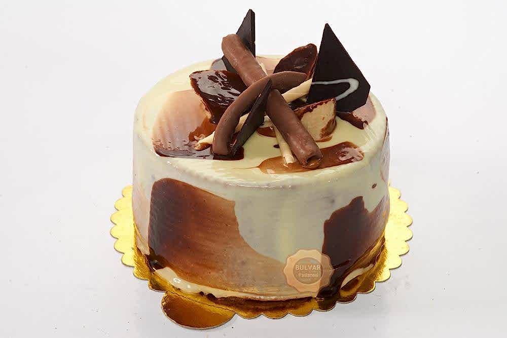 Çikolatalı Muzlu Pasta